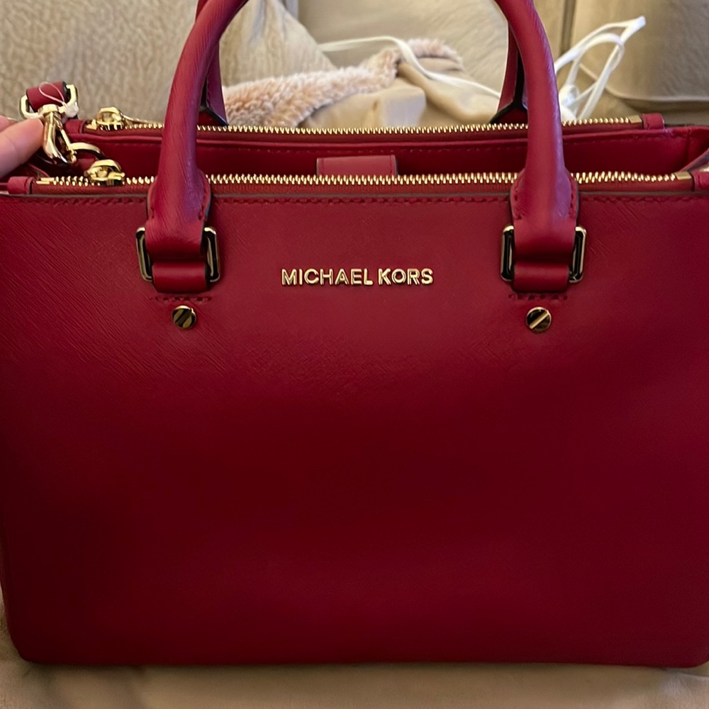 **SOLD ELSEWHERE**- LIKE NEW MICHAEL Michael Kors Sutton Small Satchel Red Bag